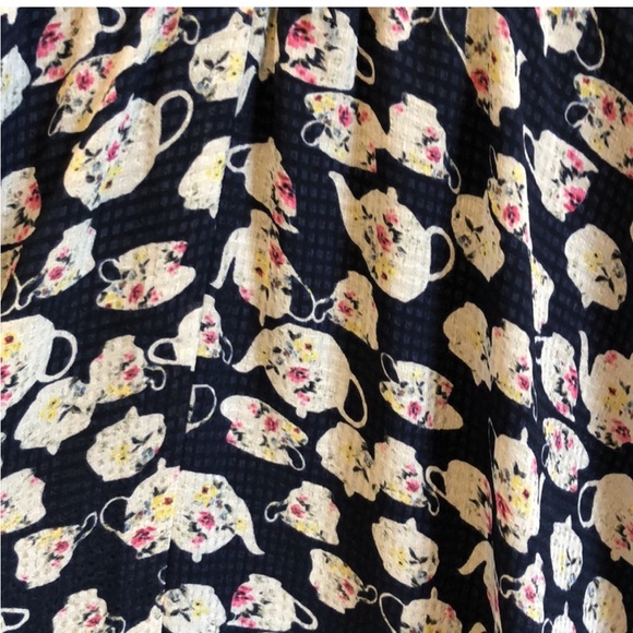 Lauren Conrad x Disney dress tea party Alice pattern - Picture 3 of 9